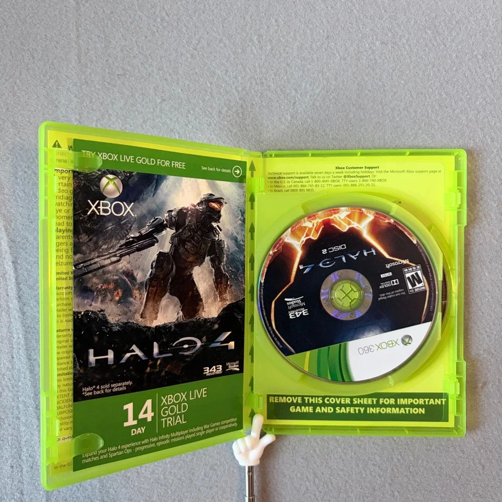 Halo 4 Microsoft Xbox 360 Video Game 2-Disc Set 343 Industries 2012 NTSC